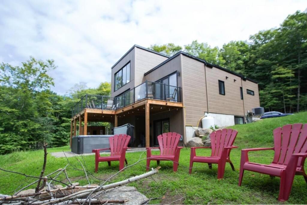 Chalet Serenity - Mont Tremblant Ski - Spa Sauna Wifi Tv Privet Chic Modern House Villa La Conception Eksteriør bilde
