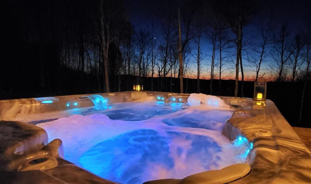 Chalet Serenity - Mont Tremblant Ski - Spa Sauna Wifi Tv Privet Chic Modern House Villa La Conception Eksteriør bilde
